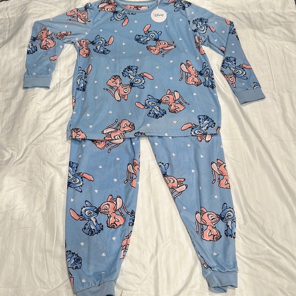 Disney two piece pajama set
